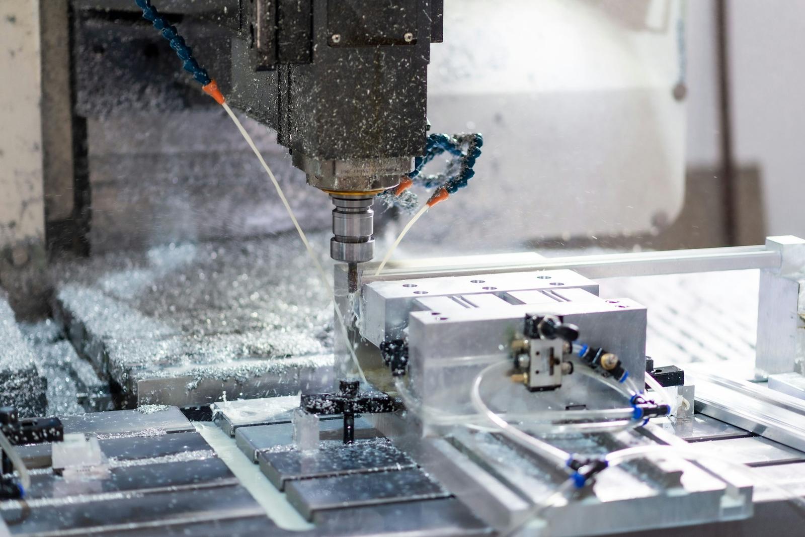 CNC milling centre with coolant